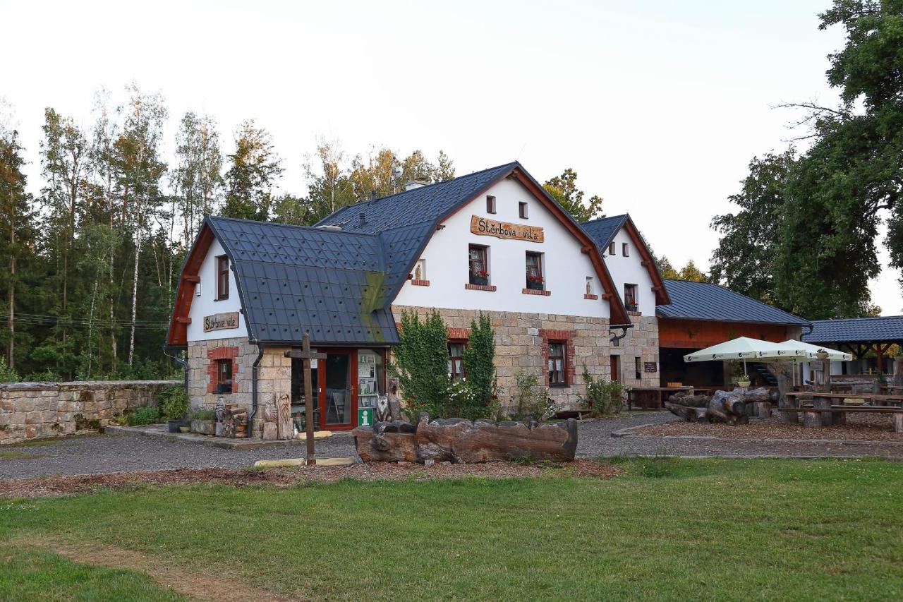 Hotel Penzion Sterbova Vila Bílá Třemešná Exterior foto