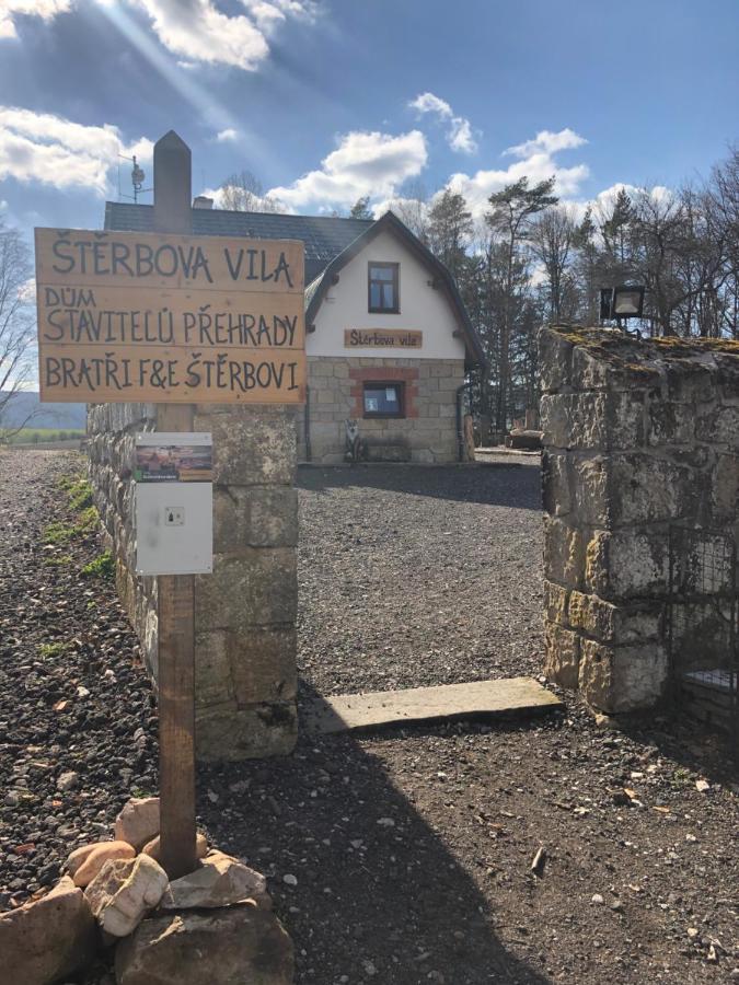 Hotel Penzion Sterbova Vila Bílá Třemešná Exterior foto